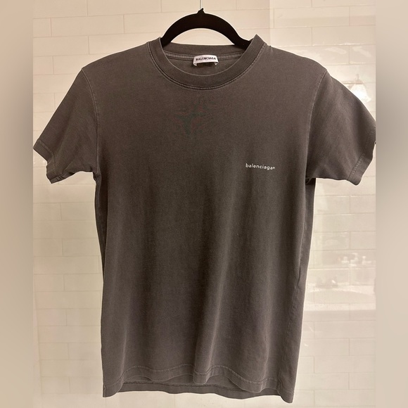 Balenciaga T-shirt - Picture 2 of 2